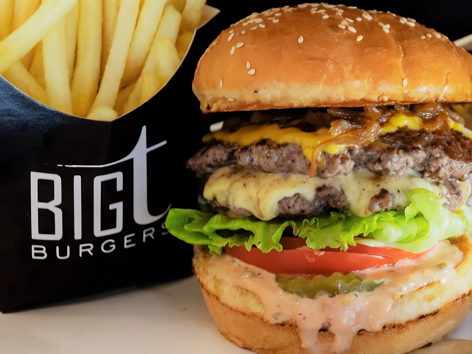 BigT Burger — animated from the original restaurant photograph